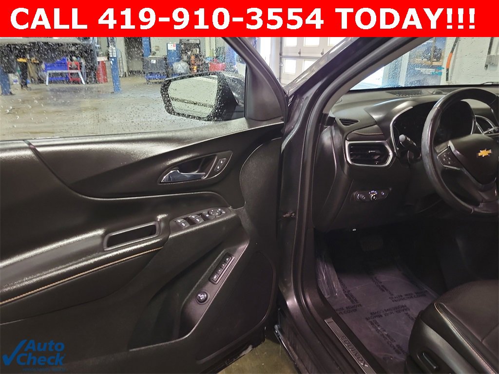 Used 2019 Chevrolet Equinox Premier with VIN 2GNAXNEV2K6112589 for sale in Genoa, OH