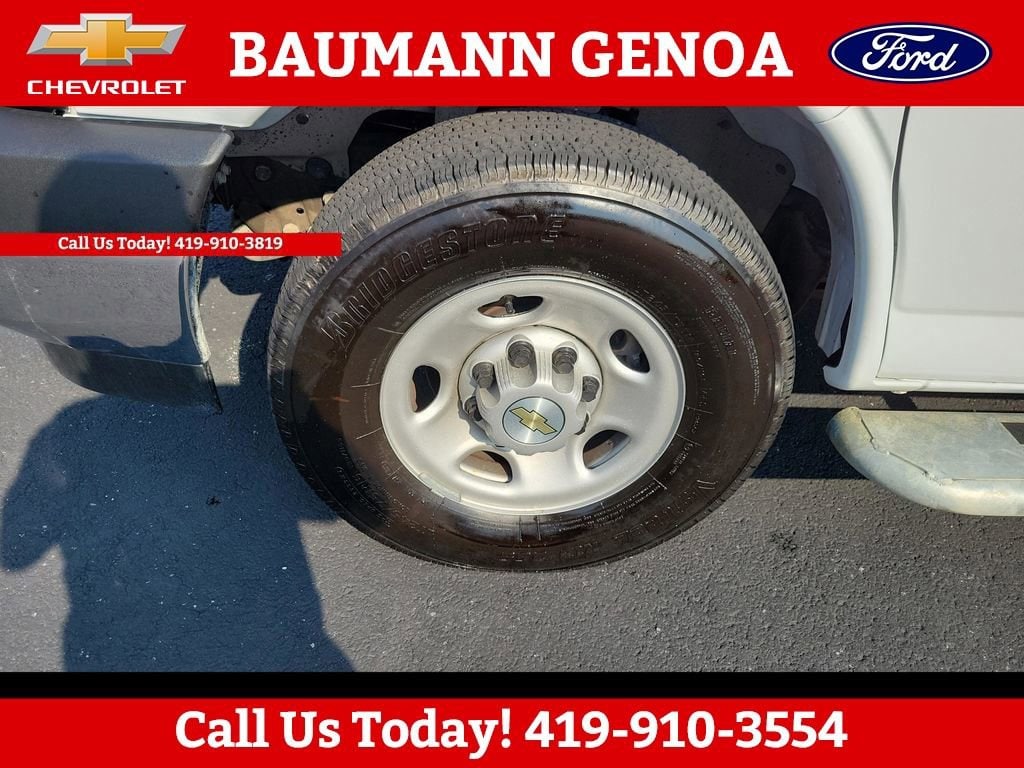 2024 Chevrolet Express Cargo Work Van - Photo 24