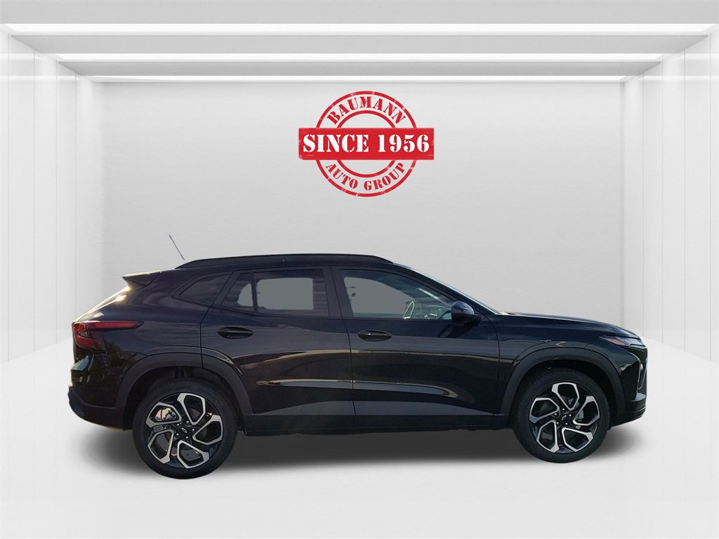 2025 Chevrolet Trax photo 4