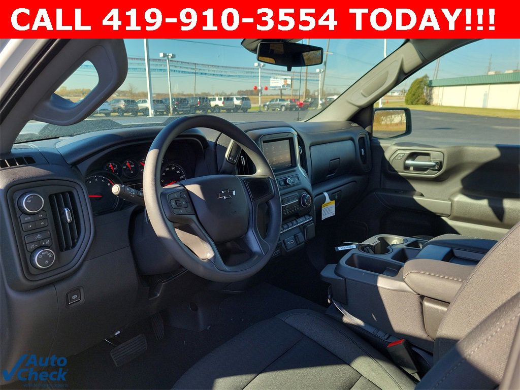 2026 Chevrolet Silverado 1500 Custom Trail Boss photo 3