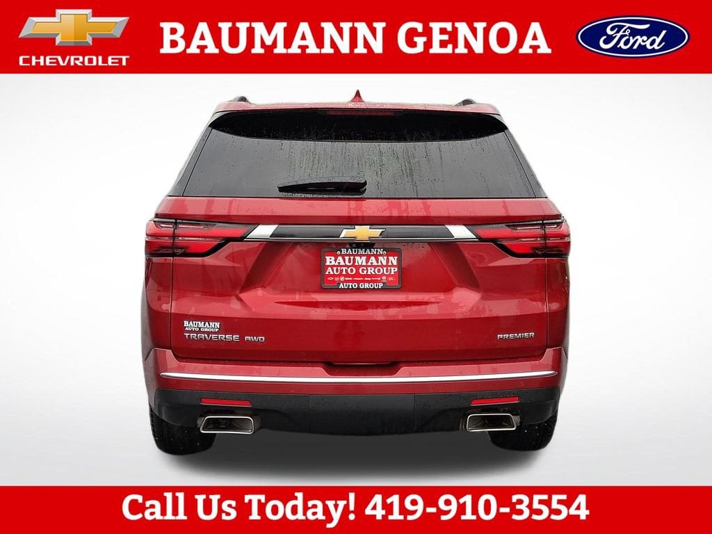 Used 2023 Chevrolet Traverse Premier SUV