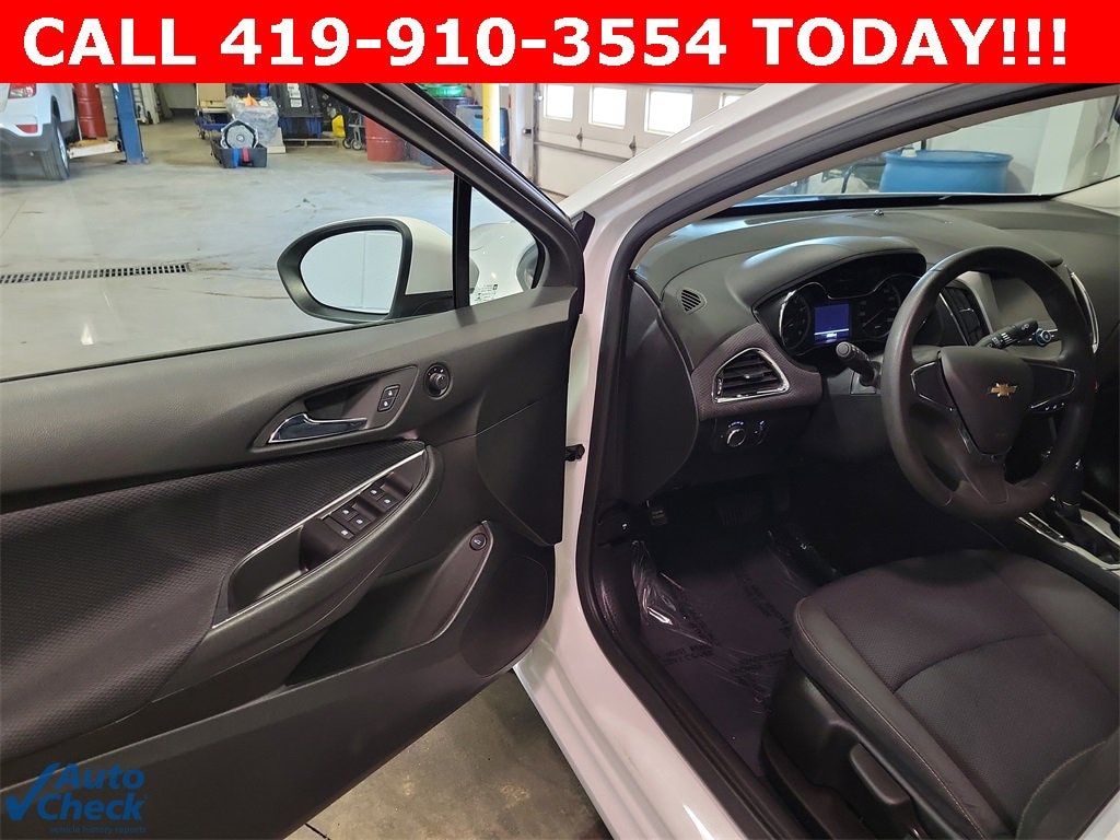 Used 2016 Chevrolet Cruze LS Car