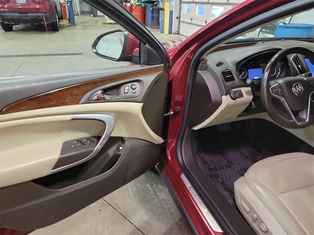 Used 2015 Buick Regal Premium 1 with VIN 2G4GN5EX0F9246978 for sale in Genoa, OH