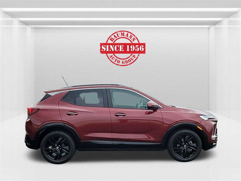 2025 Buick Encore GX Sport Touring photo 2