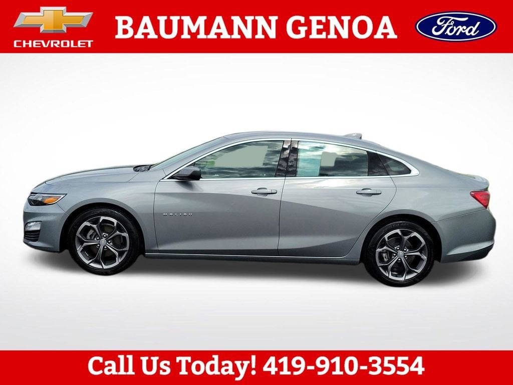 Used 2024 Chevrolet Malibu 1LT with VIN 1G1ZD5ST5RF127135 for sale in Genoa, OH