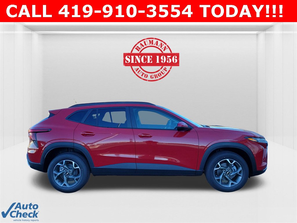 2026 Chevrolet Trax LT photo 4