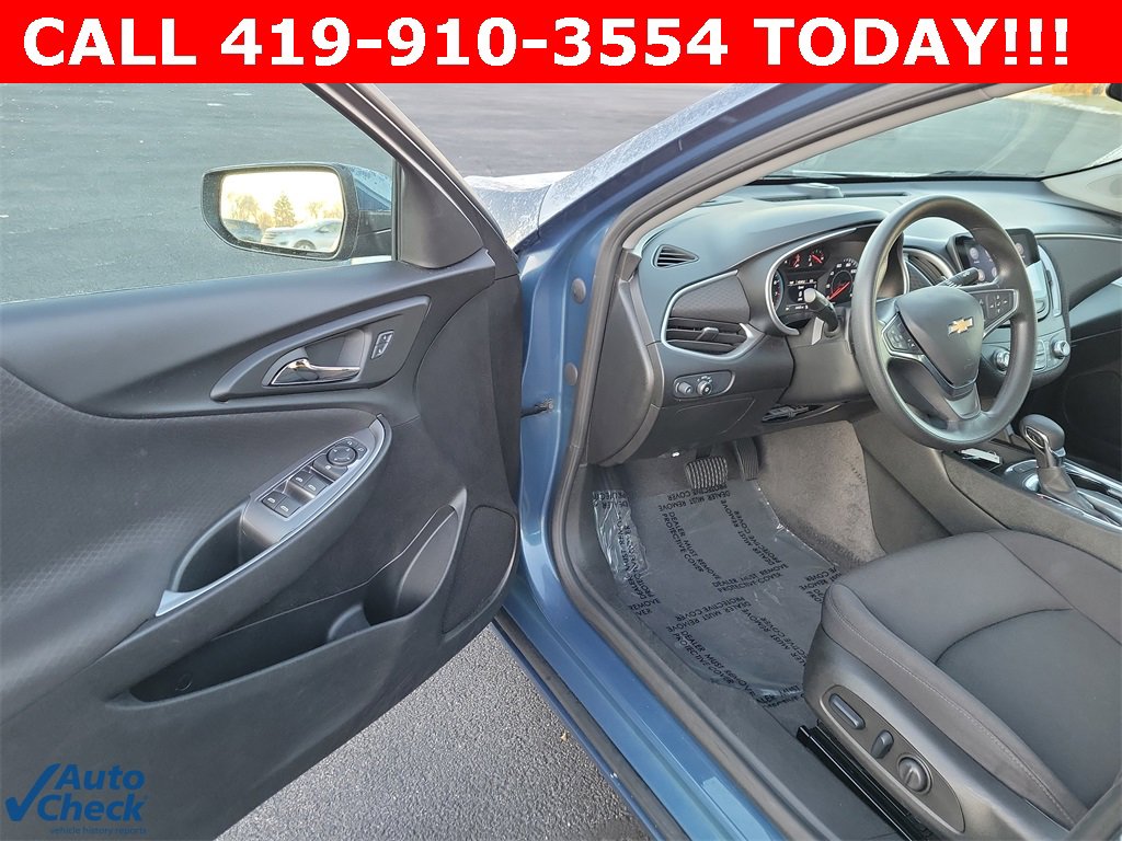 Used 2024 Chevrolet Malibu 1LT with VIN 1G1ZD5STXRF200676 for sale in Genoa, OH