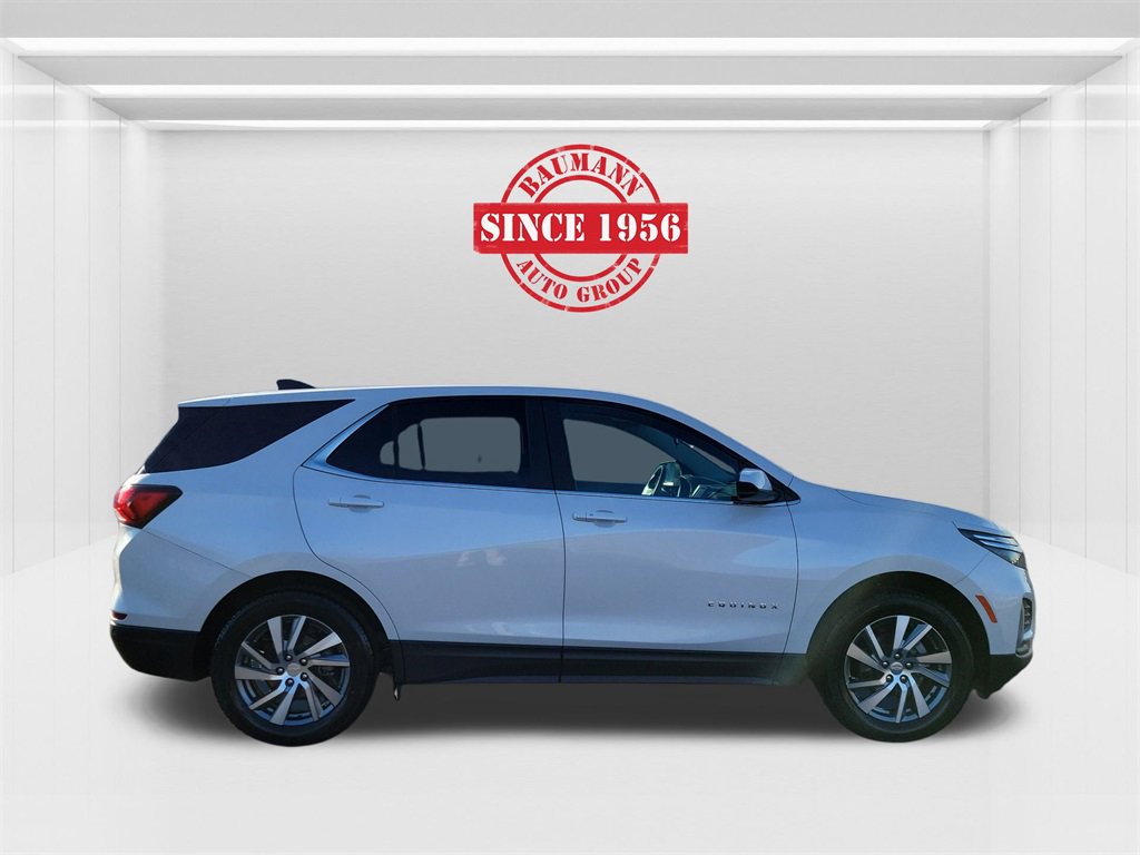 2022 Chevrolet Equinox LT photo 4