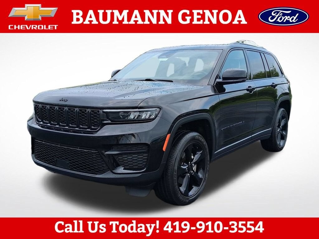 Used 2023 Jeep Grand Cherokee Altitude