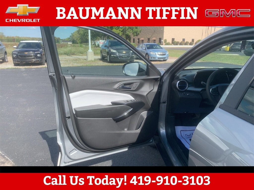 New 2026 Chevrolet Trax LT SUV