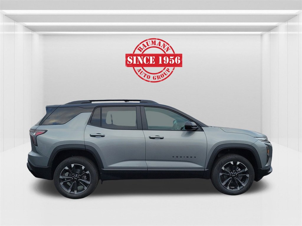 2026 Chevrolet Equinox RS photo 4