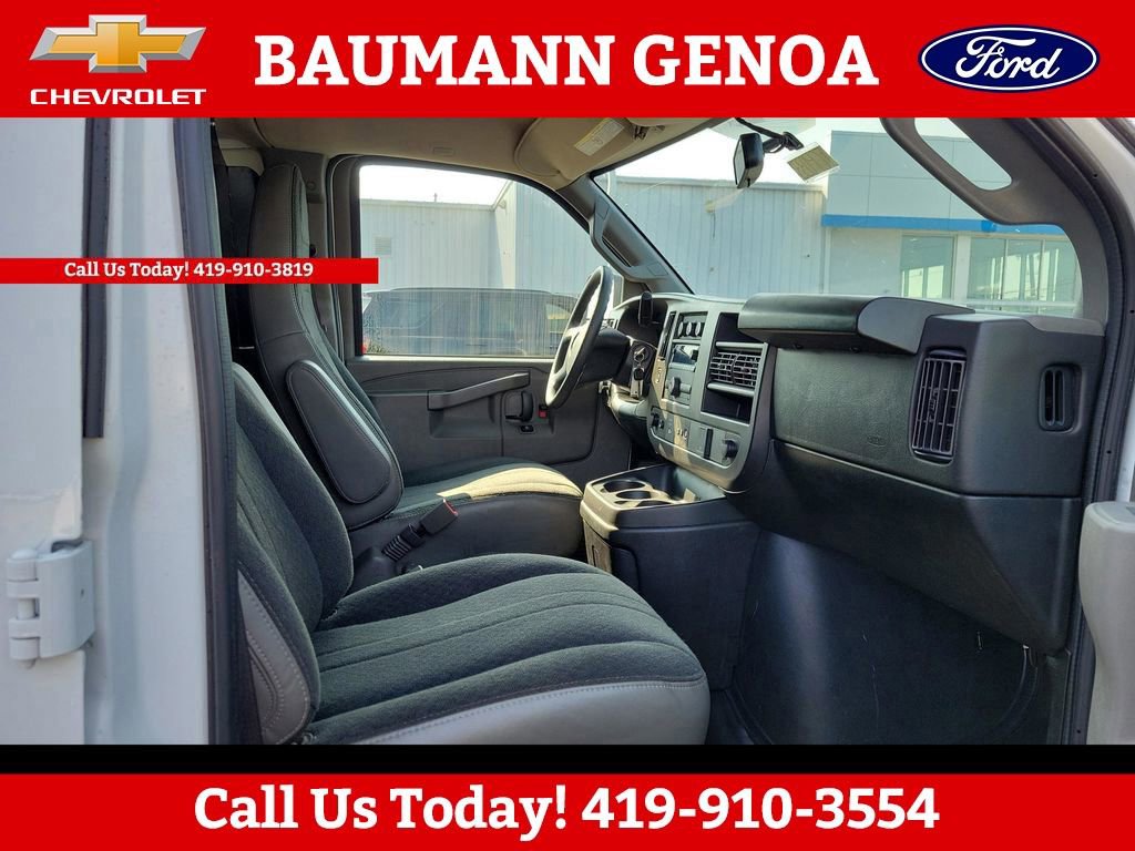2024 Chevrolet Express Cargo Work Van - Photo 12