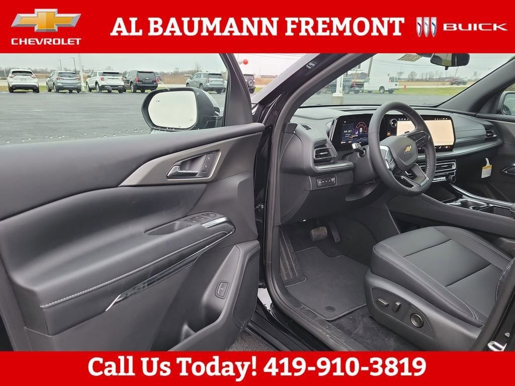 New 2026 Chevrolet Traverse LT SUV