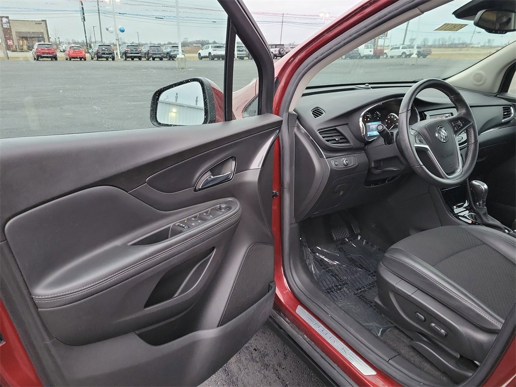 Used 2022 Buick Encore Preferred with VIN KL4CJESM8NB560491 for sale in Genoa, OH