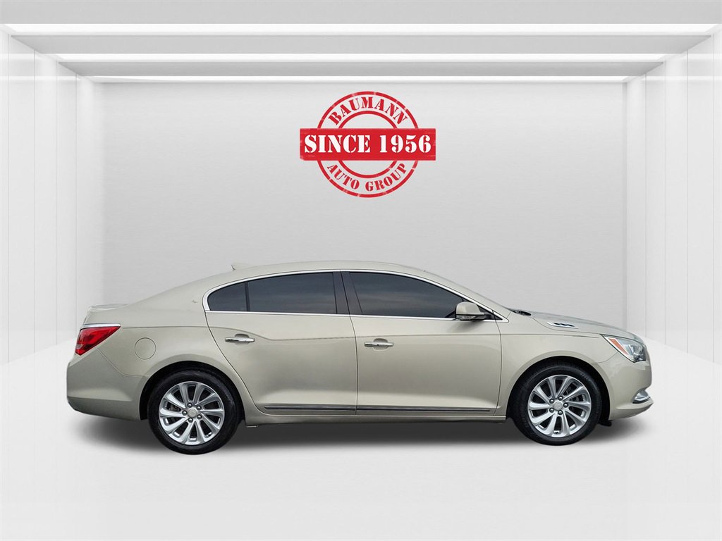 2015 Buick LaCrosse Leather photo 4