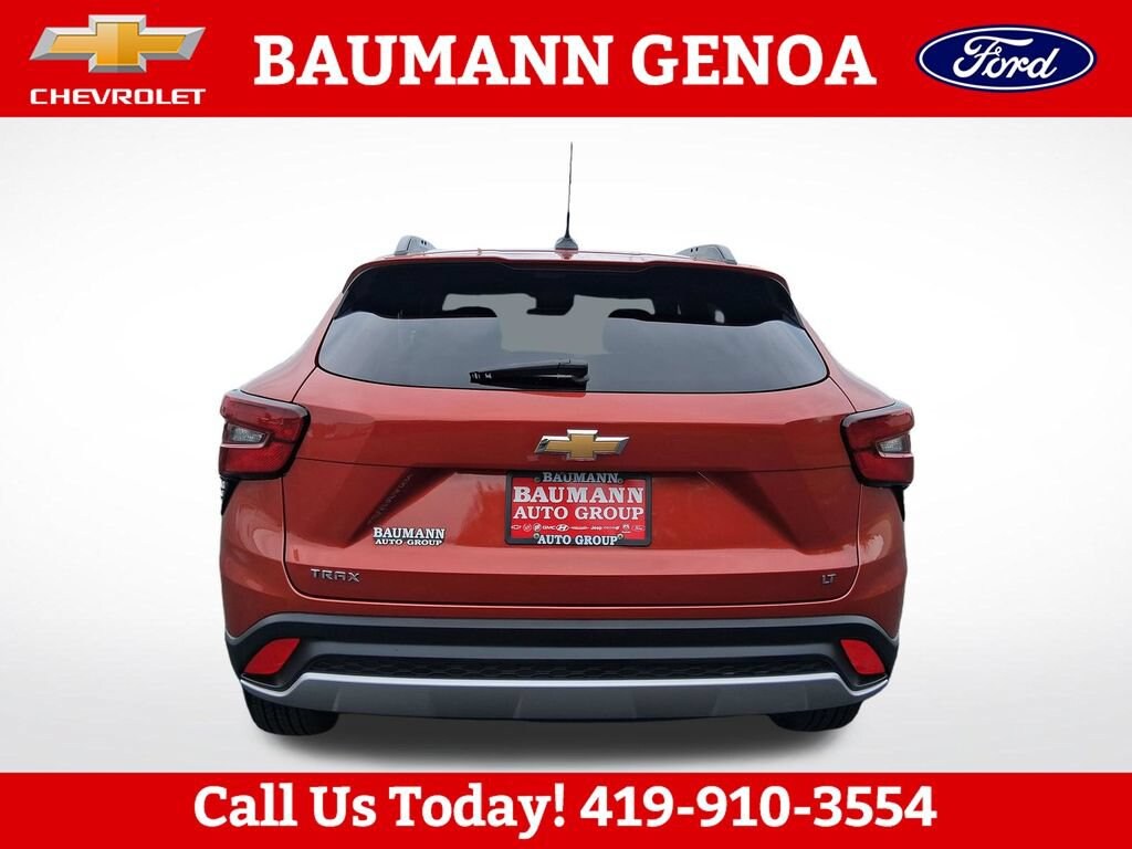 Used 2024 Chevrolet Trax LT SUV