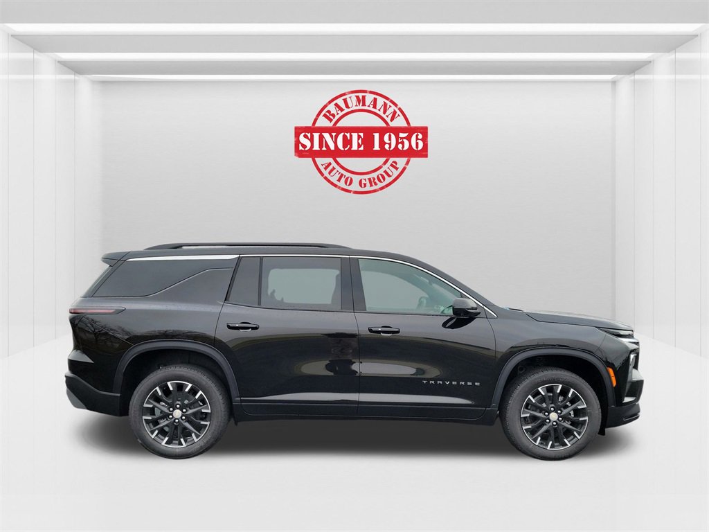 2026 Chevrolet Traverse photo 4