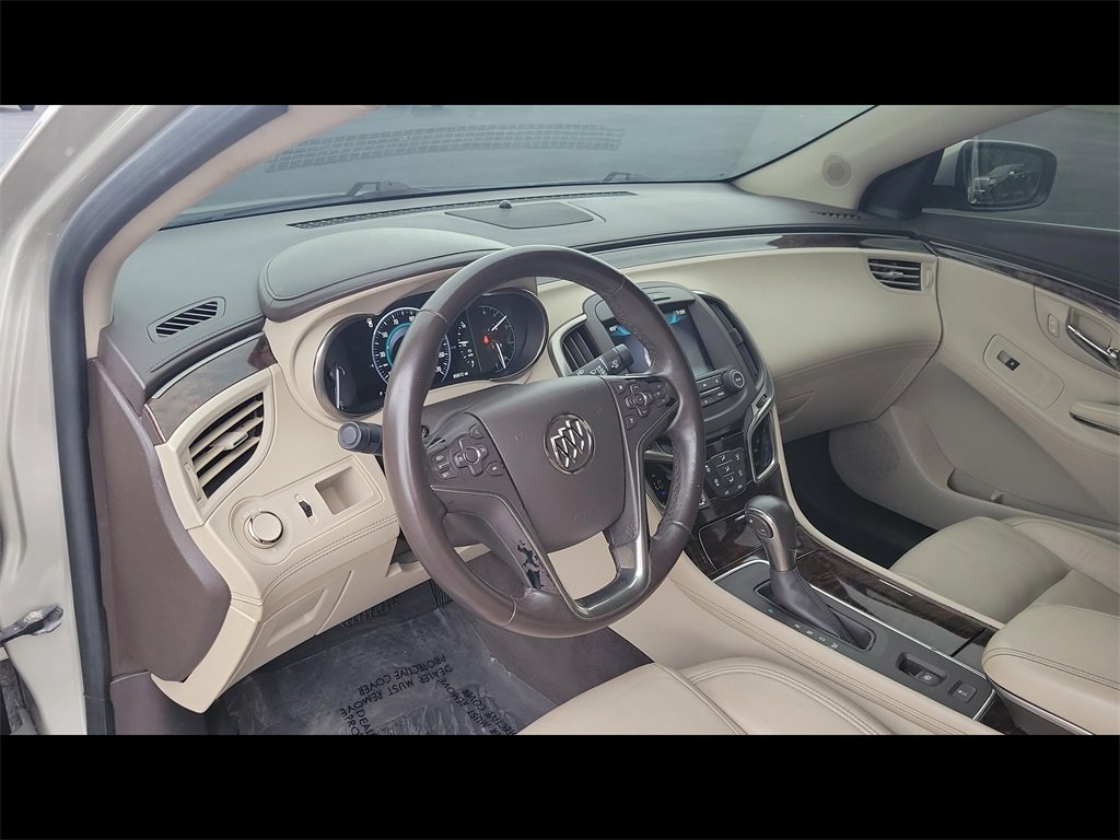 2015 Buick LaCrosse Leather photo 3