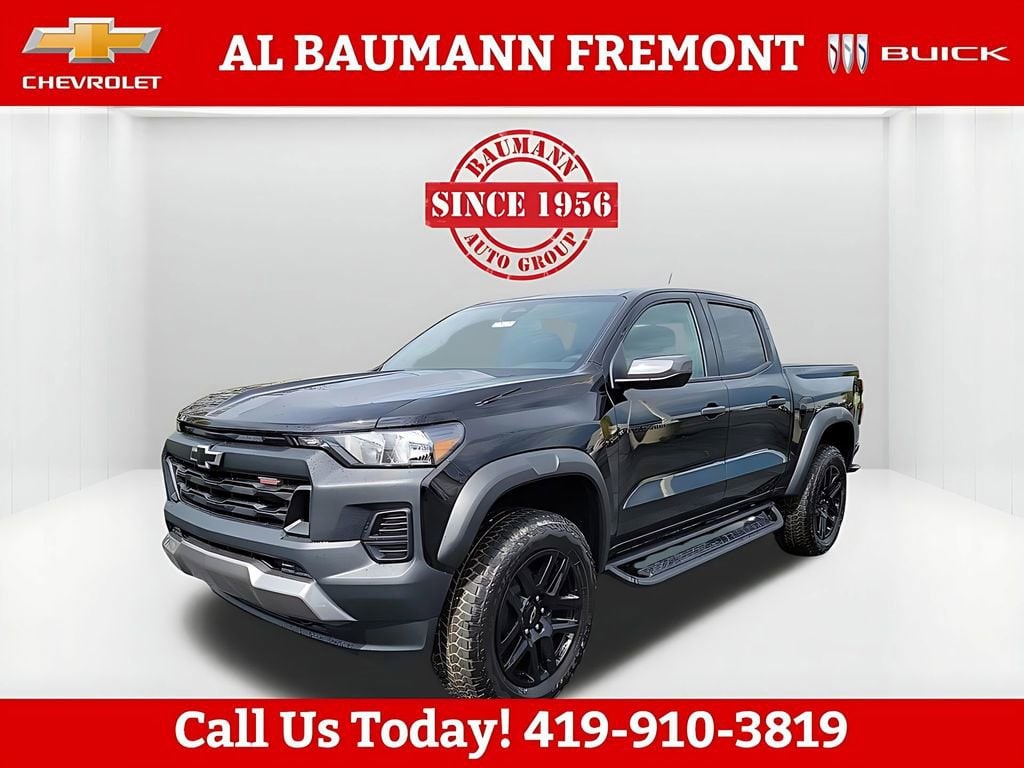 2025 Chevrolet Colorado Trail Boss - Photo 10