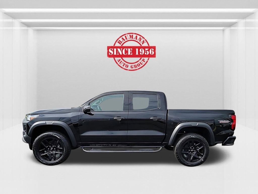 2025 Chevrolet Colorado Trail Boss - Photo 9