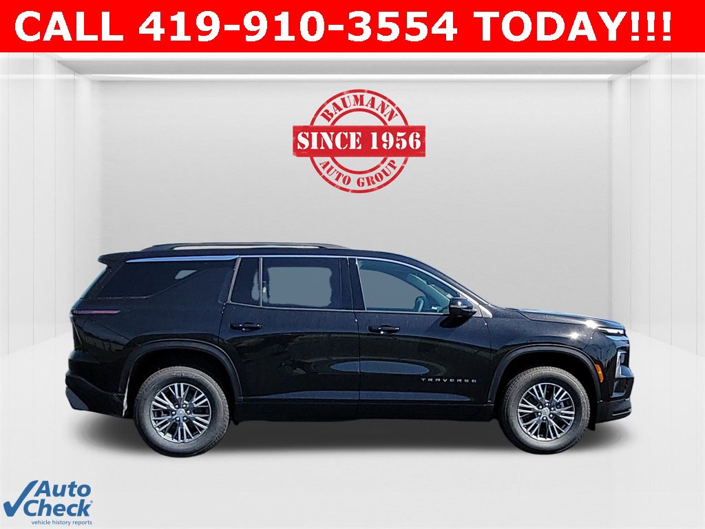 2026 Chevrolet Traverse photo 3