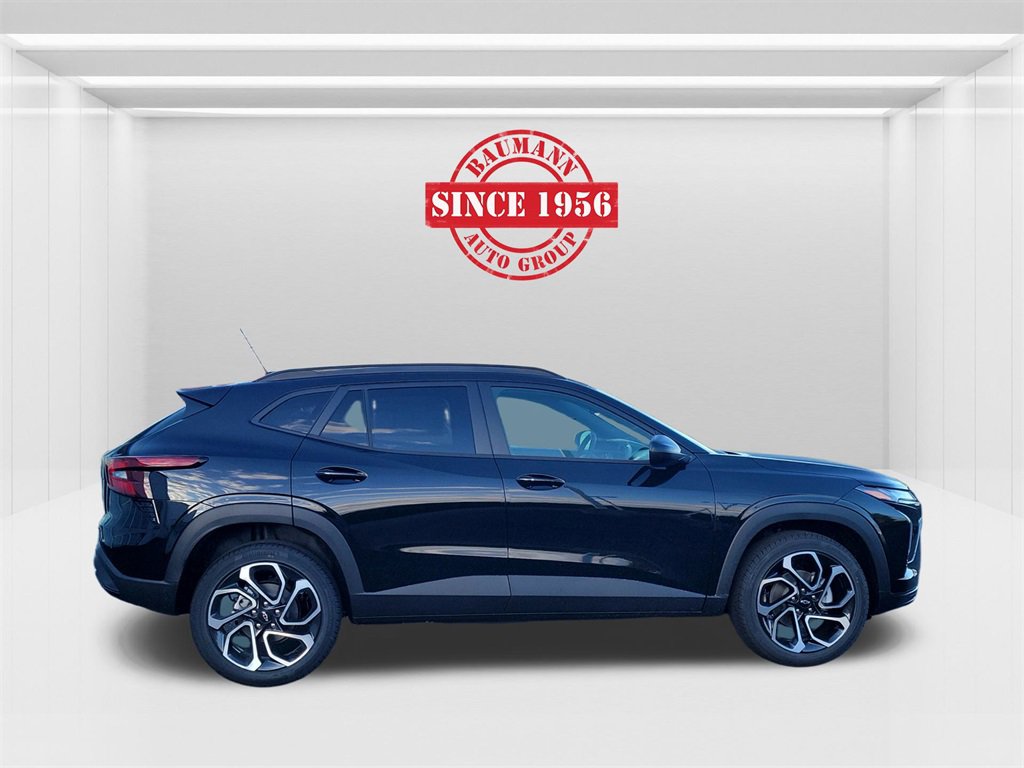 2025 Chevrolet Trax photo 4
