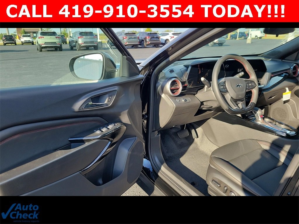 New 2025 Chevrolet Trax 2RS SUV