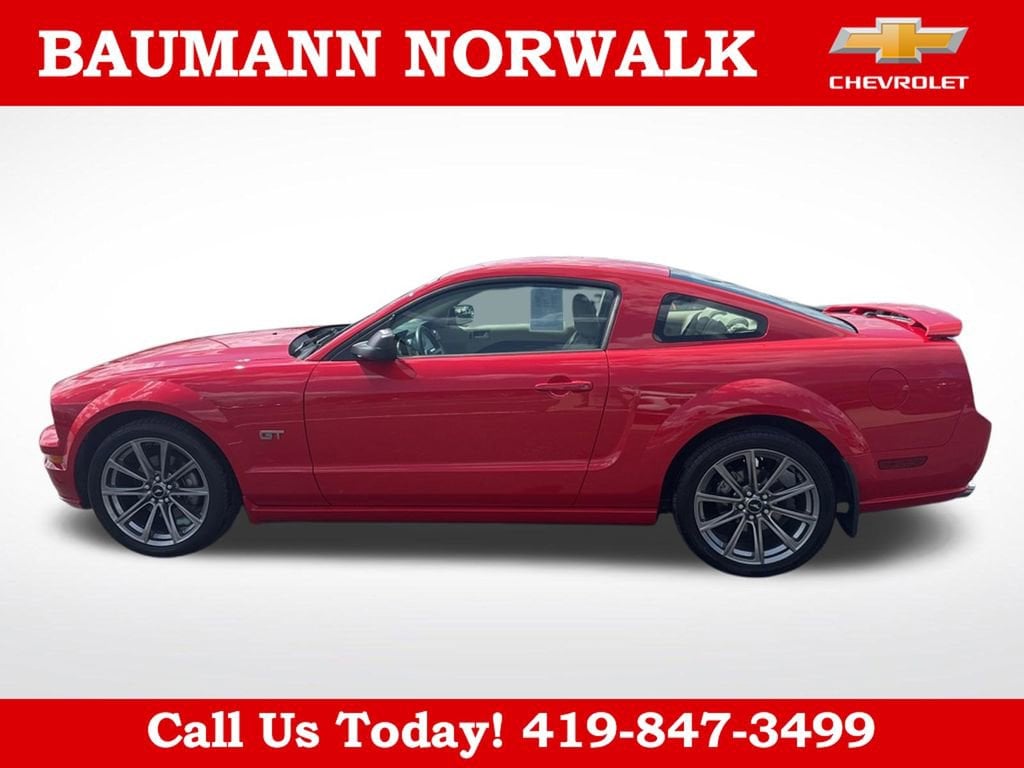 Used 2007 Ford Mustang GT Deluxe Coupe