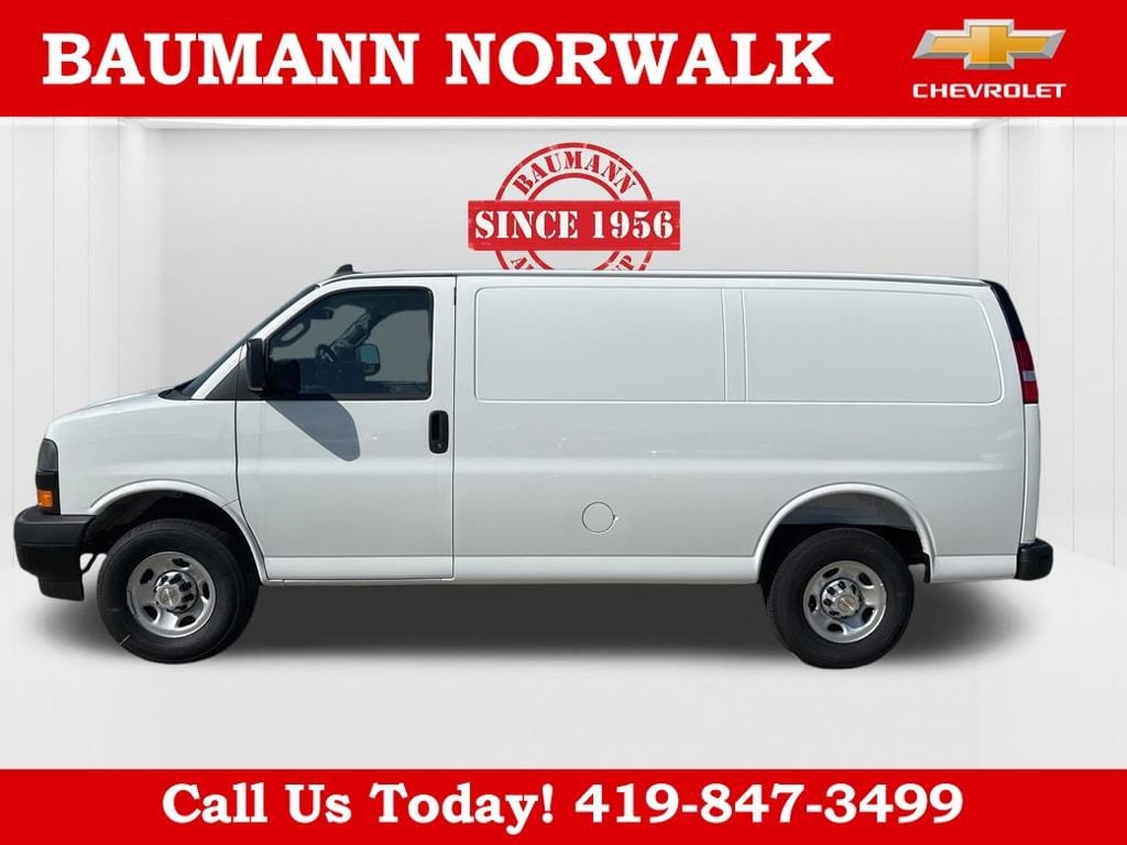 2025 Chevrolet Express Cargo Work Van - Photo 6