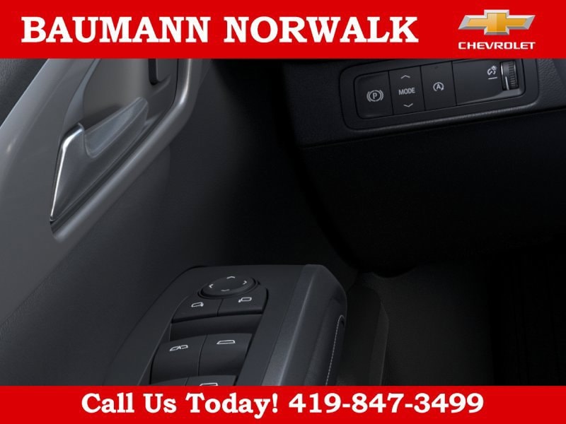 2027 Chevrolet Traverse LT - Photo 22
