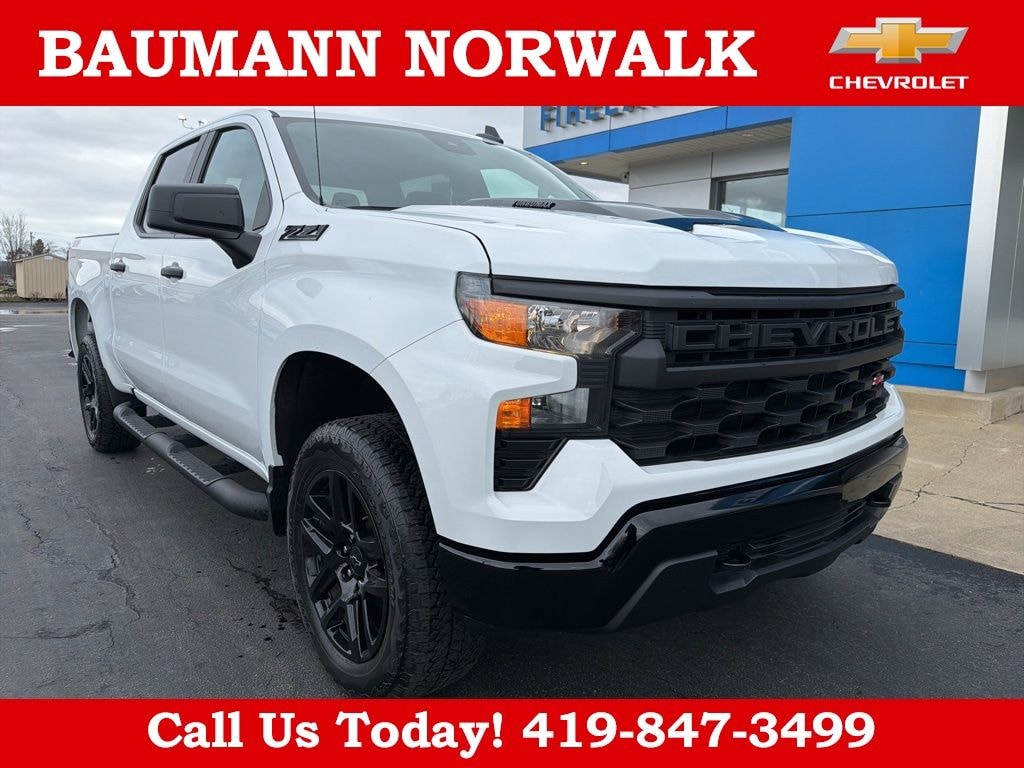 Used 2025 Chevrolet Silverado 1500 Custom Trail Boss Truck Crew Cab