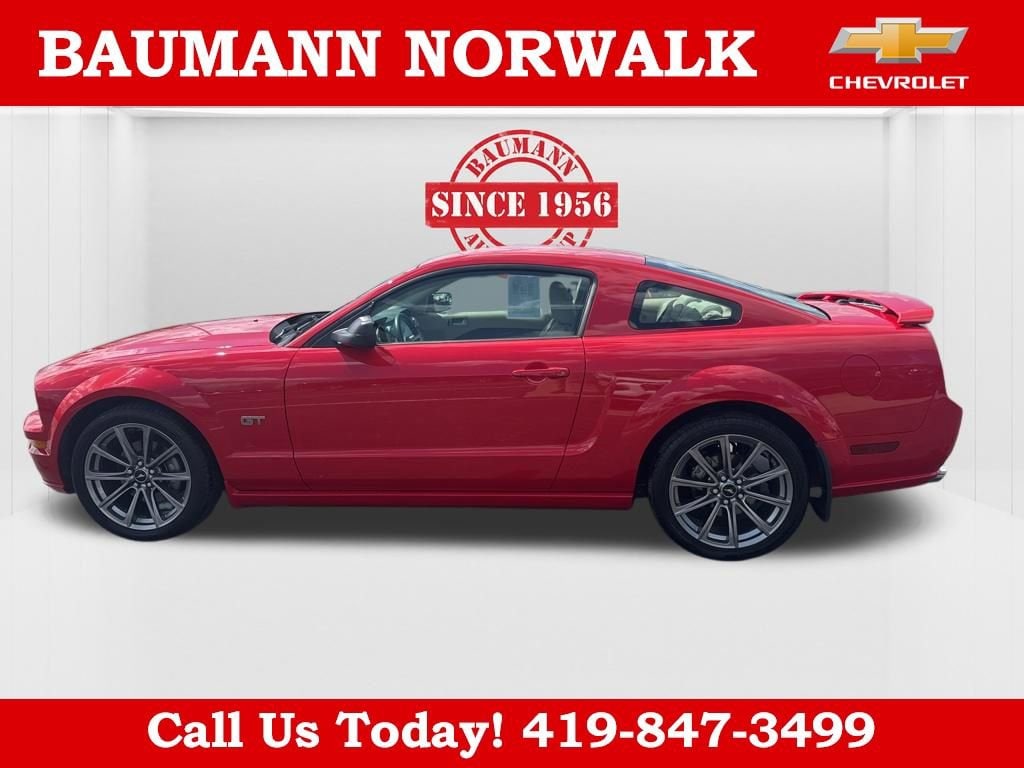 Used 2007 Ford Mustang GT Deluxe Coupe