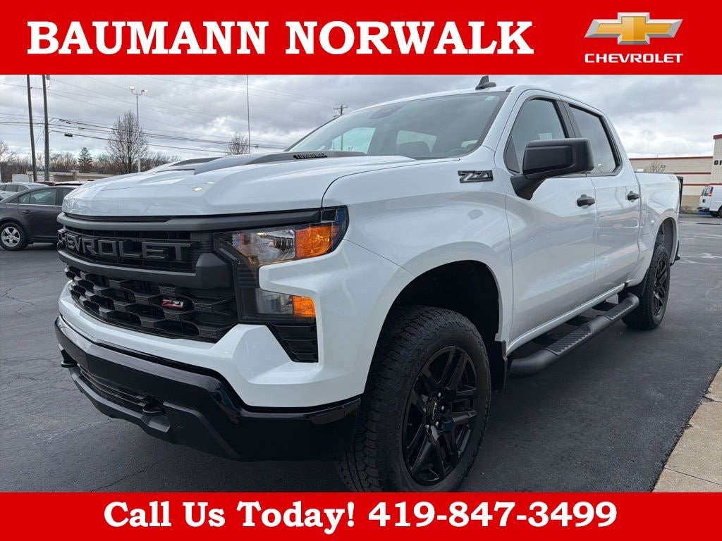 Used 2025 Chevrolet Silverado 1500 Custom Trail Boss Truck Crew Cab