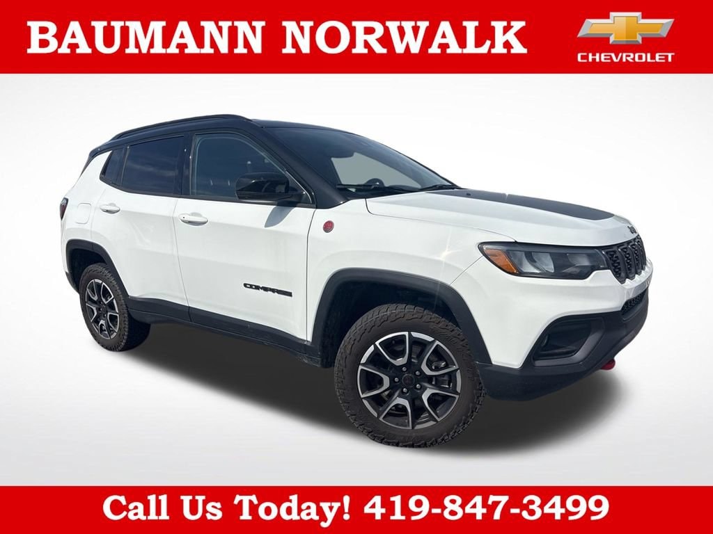 Used 2025 Jeep Compass Trailhawk