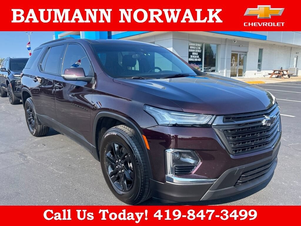 Used 2023 Chevrolet Traverse LT Cloth SUV
