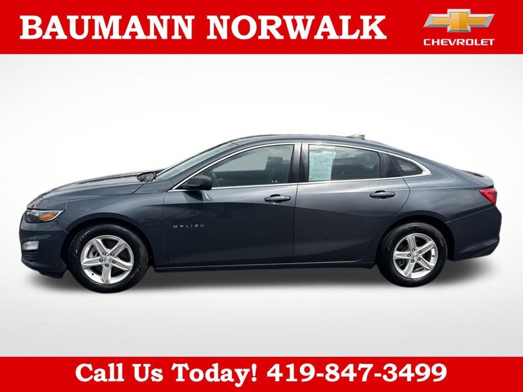 Used 2020 Chevrolet Malibu 1LS with VIN 1G1ZB5ST1LF140204 for sale in Norwalk, OH