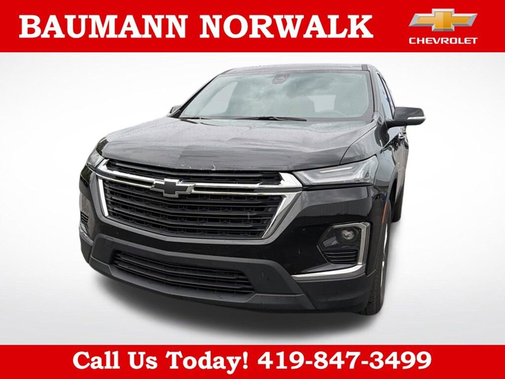 Used 2023 Chevrolet Traverse LS SUV