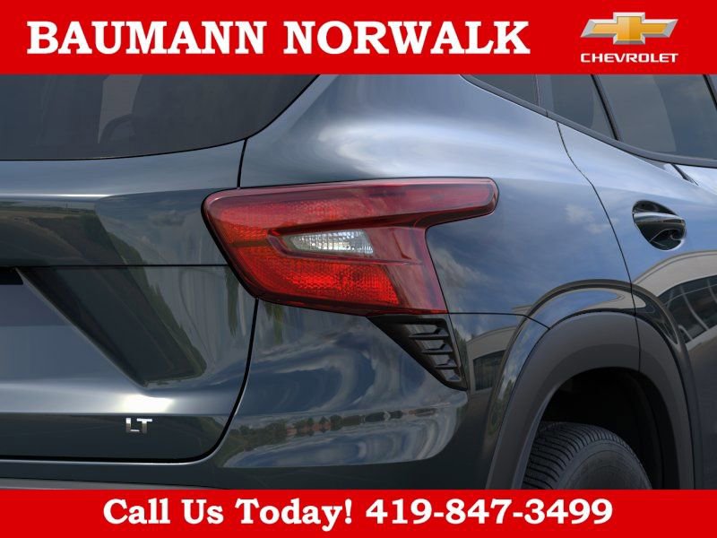 2026 Chevrolet Trax LT - Photo 11