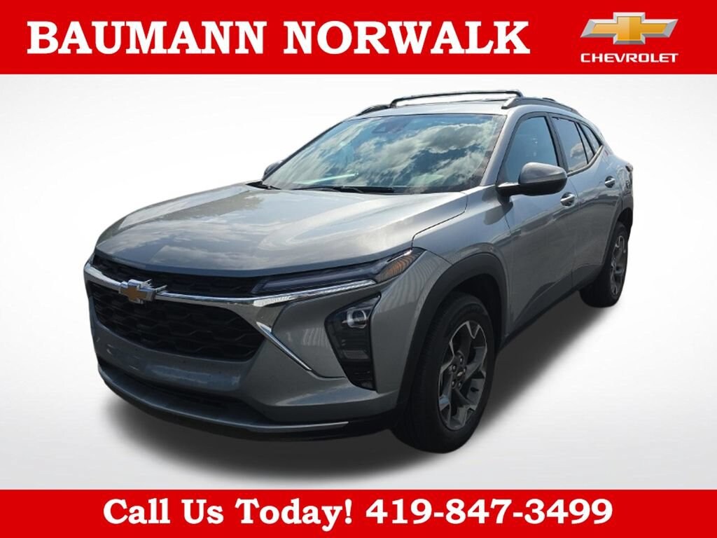 Used 2024 Chevrolet Trax LT SUV