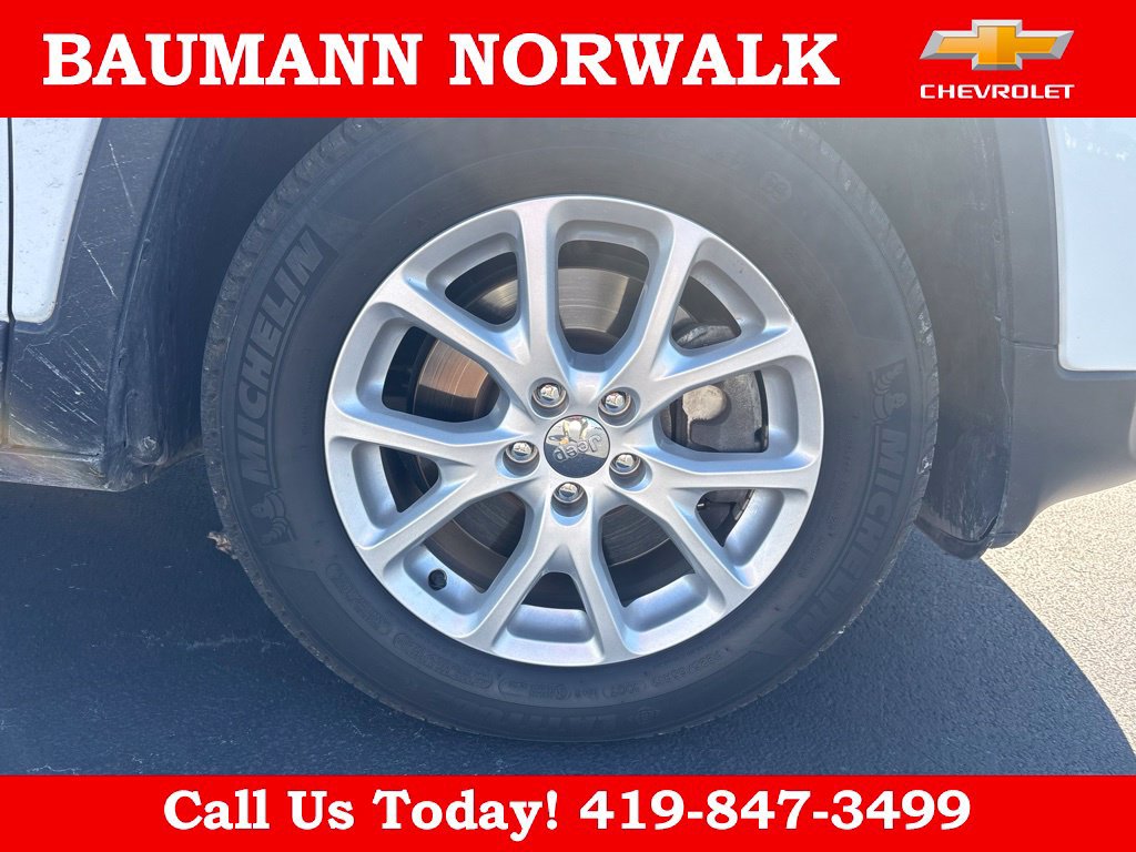 Used 2018 Jeep Cherokee Latitude