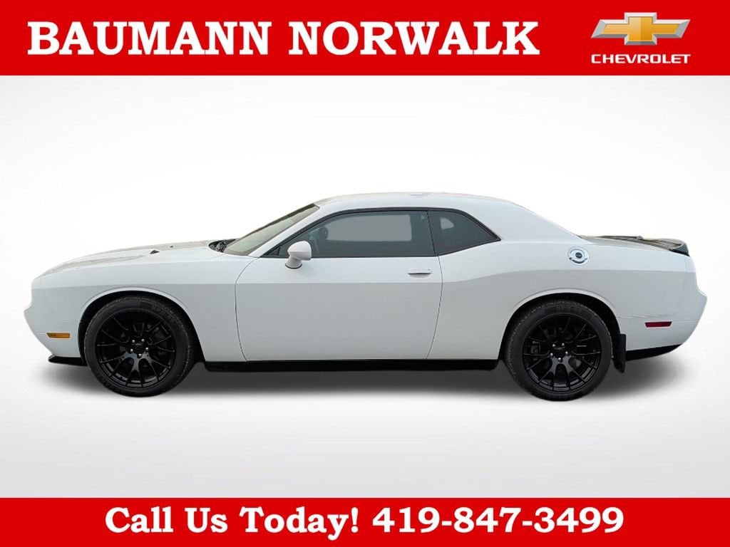 Used 2013 Dodge Challenger SXT