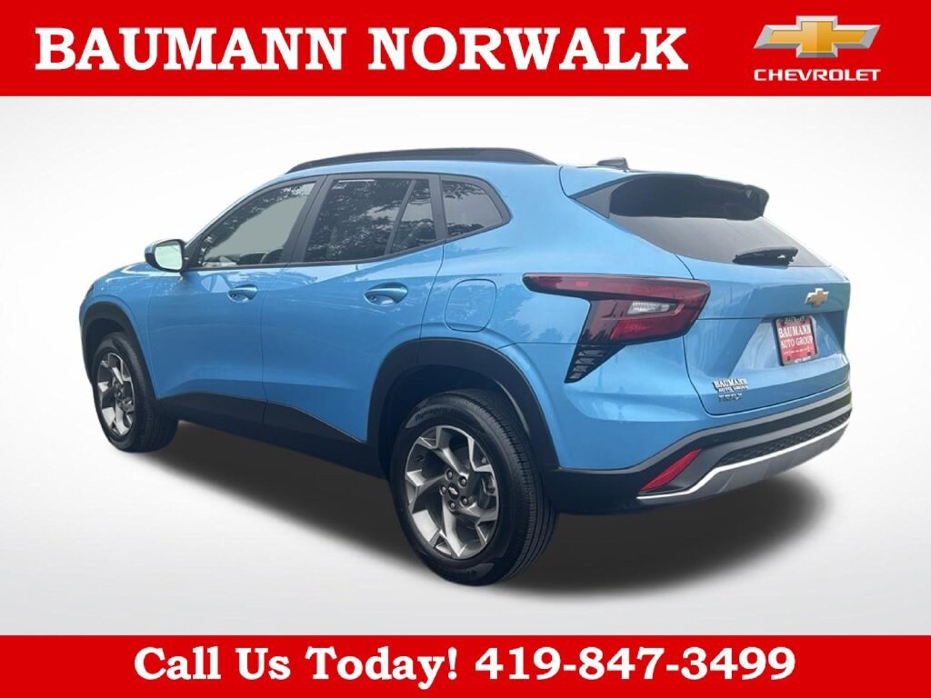 Used 2026 Chevrolet Trax LT SUV