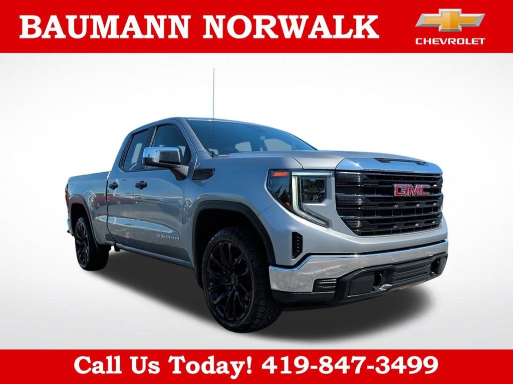 2023 GMC Sierra 4WD Double Cab Standard Box Pro's photo