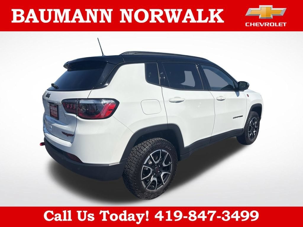 Used 2025 Jeep Compass Trailhawk
