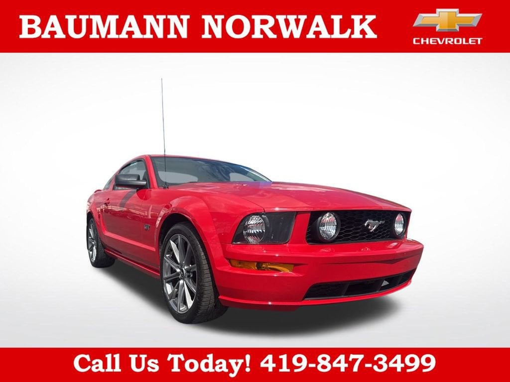 2007 Ford Mustang GT Deluxe's photo