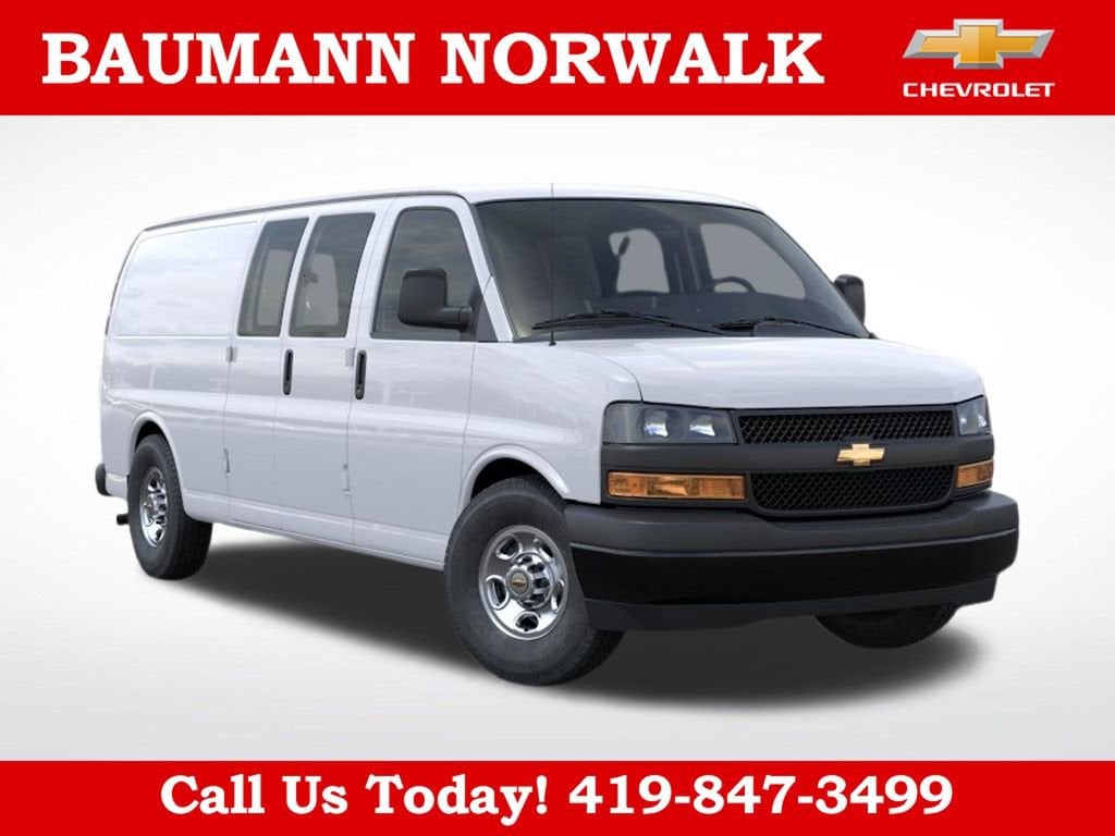 2026 Chevrolet Express 2500 Extended Work Van HD's photo