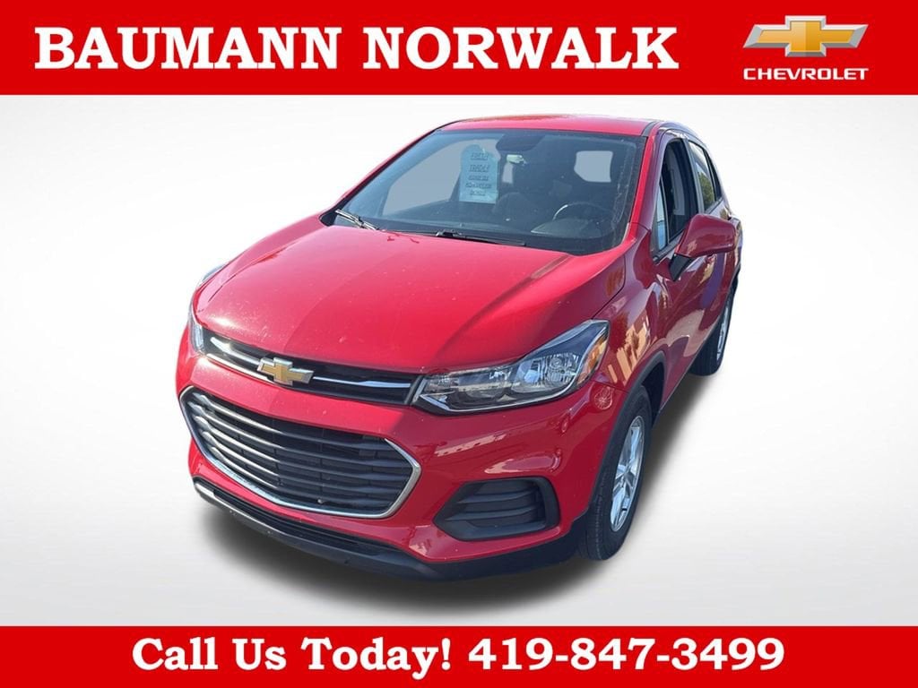2020 Chevrolet Trax LS's photo