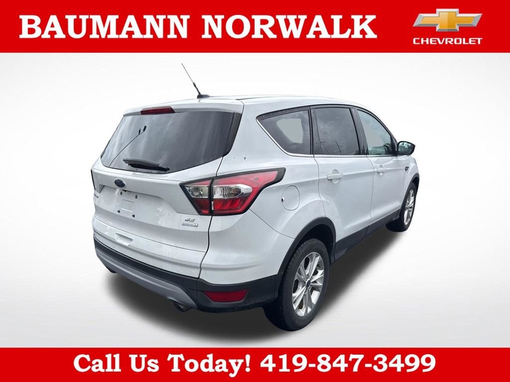Used 2017 Ford Escape SE