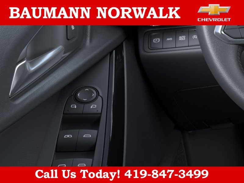 2027 Chevrolet Equinox LT - Photo 22