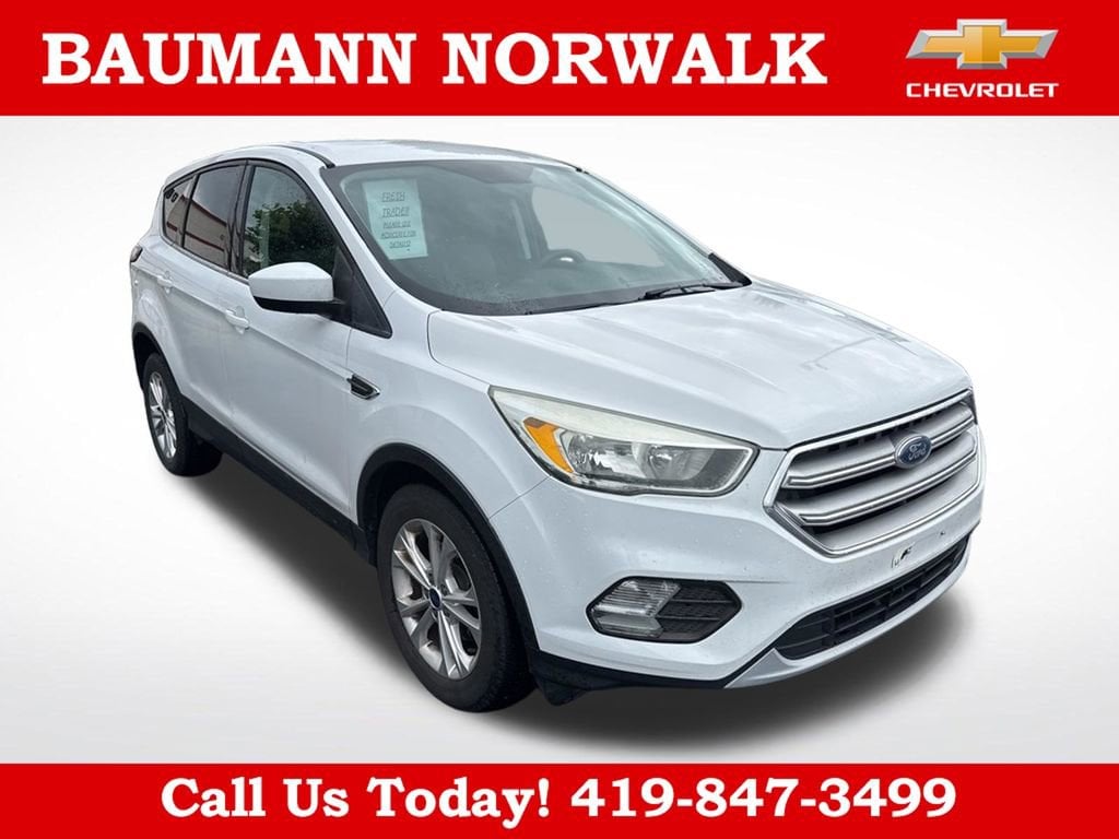 Used 2017 Ford Escape SE